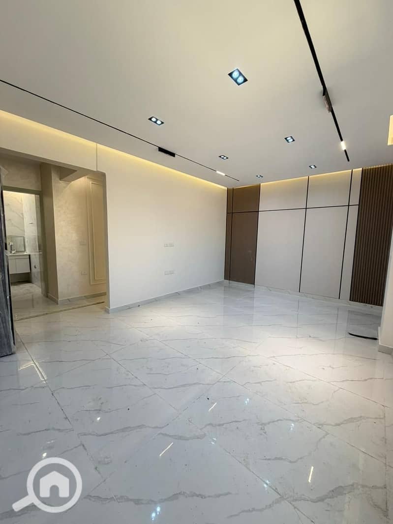 10 WhatsApp Image 2026-01-08 at 1.48. 26 PM. jpeg