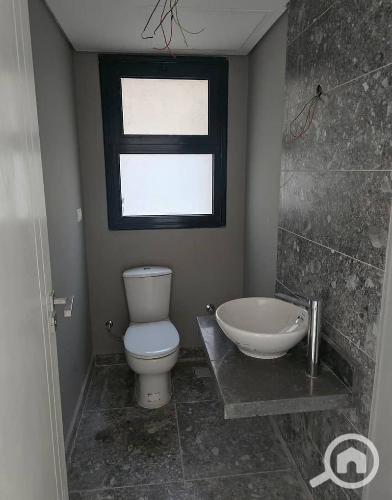 4 IMG-20251013-WA0034. jpg