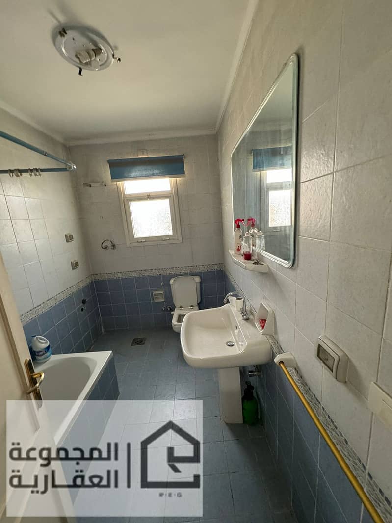 6 a0f83749-5713-42e5-9c82-f3e7dc19331a. jpg