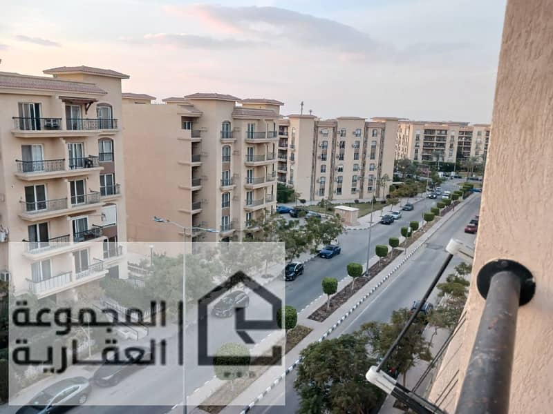 2 0ef37a69-10bb-41b7-b741-2d56ba603482. jpg