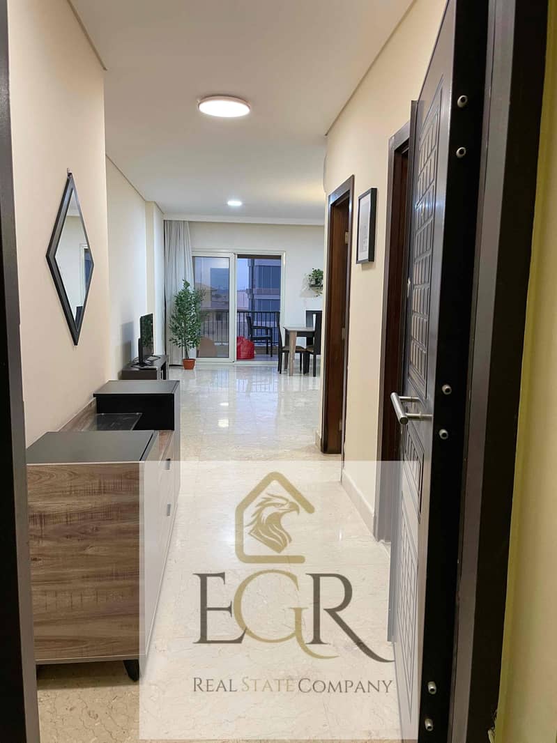 26 e5fd5c92-d214-48f8-bbe1-837ff5bb081b. jpg