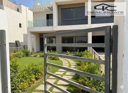 3 Bedroom Townhouse for Sale in New Cairo, Cairo - Gemini_Generated_Image_htgzx1htgzx1htgz. png