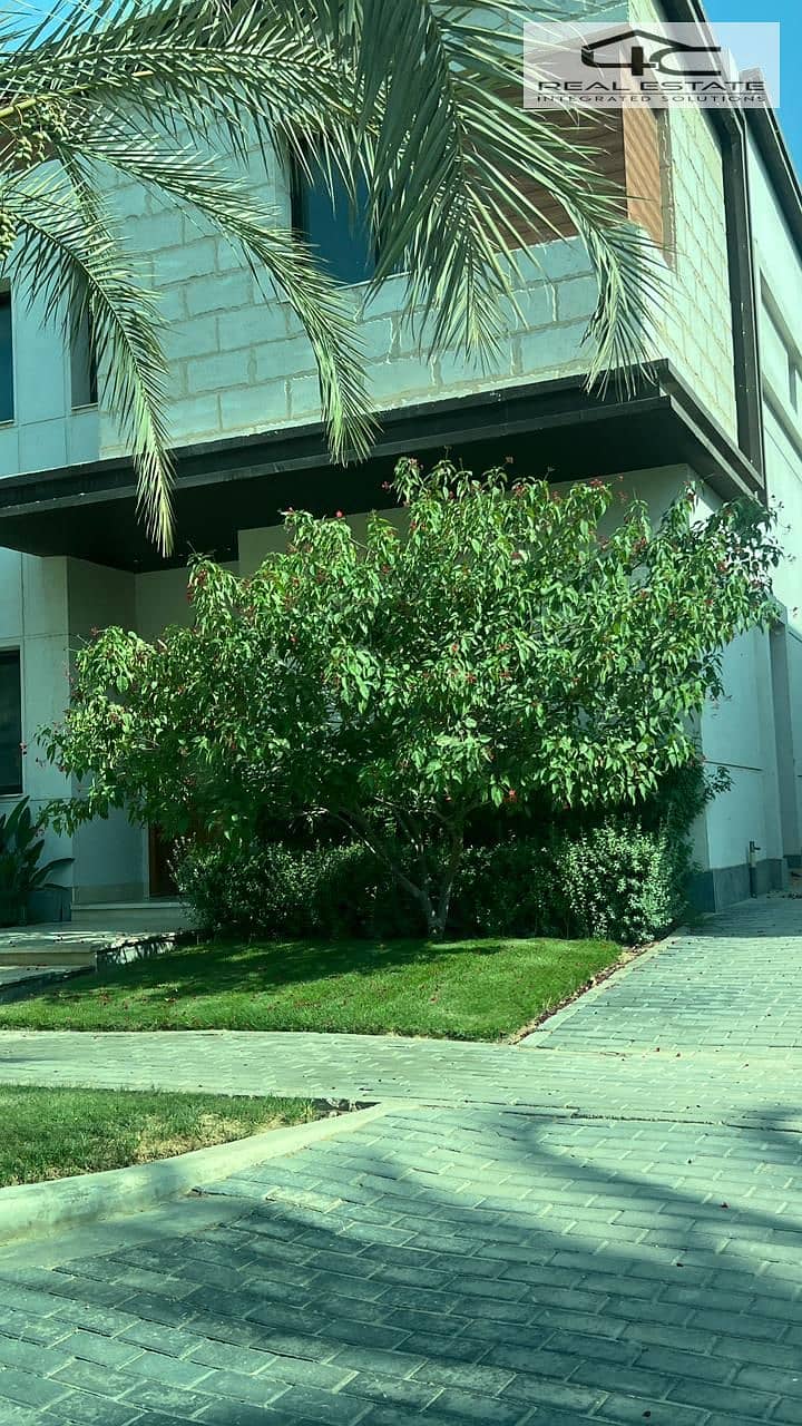 11 WhatsApp Image 2025-11-14 at 4.17. 02 PM (2). jpeg