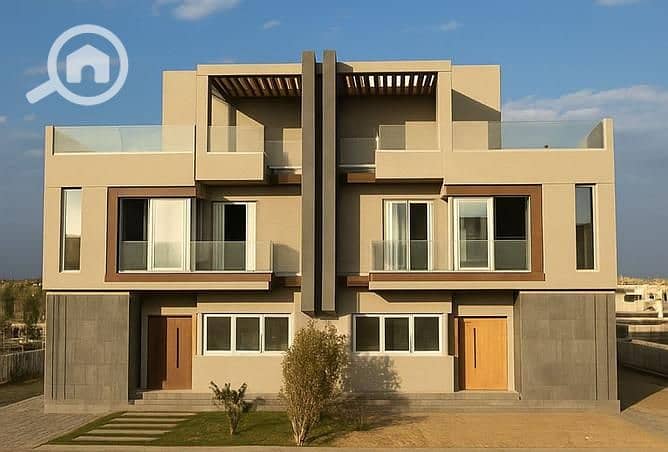 8 8357241-28182o. jpg