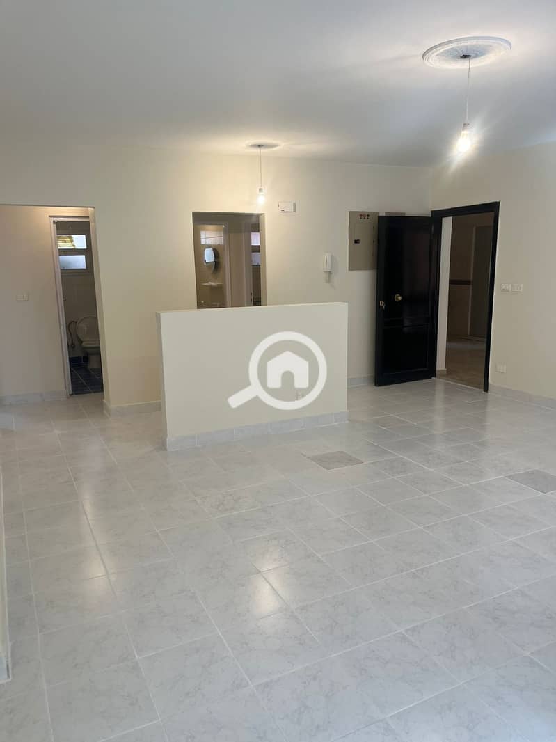 2 1a7b3485-dc68-4489-9d59-9b1a3cc37a1f. jpg