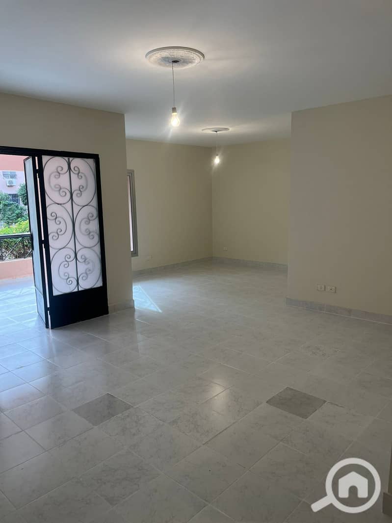 6 e61eb284-e09d-4ad8-a685-9299c92e0955. jpg