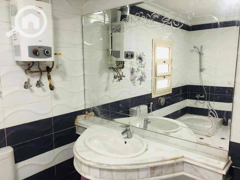 10 239223ec-fdf8-4b0d-8751-934e3c84f9f2. jpg