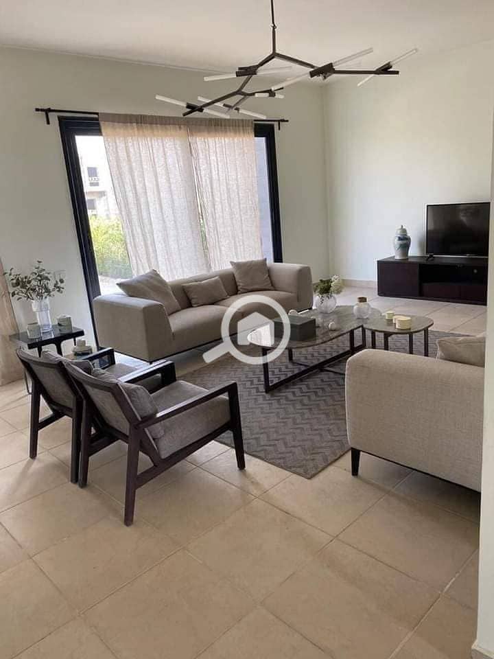 8 439839762_353900284353490_6060303432676870403_n. jpg