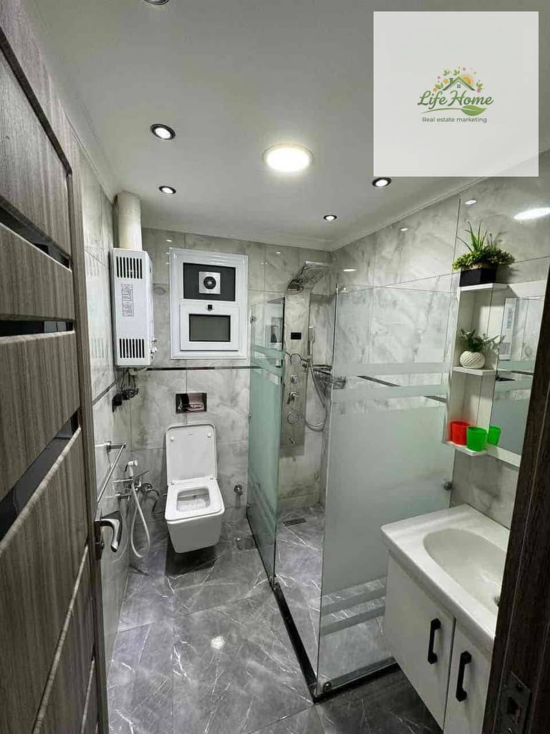 2 cce57150-bda2-44aa-ad1a-91af66d8f8c4. jpg