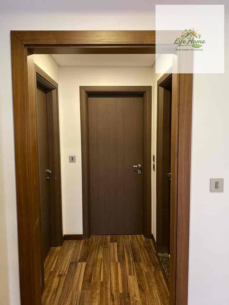 10 82357a61-ddee-433f-90cf-d4453c759e8a. jpg