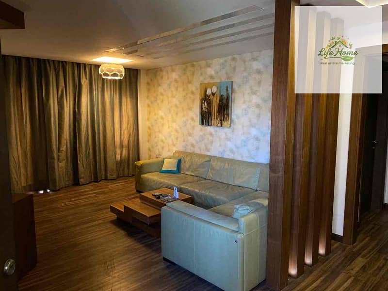 18 0a8e7a06-81f9-4e4c-b9d8-5b2be282af4a. jpg