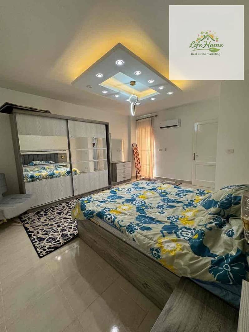 10 090e855c-96f6-4f36-9776-8b2eb5192300. jpg