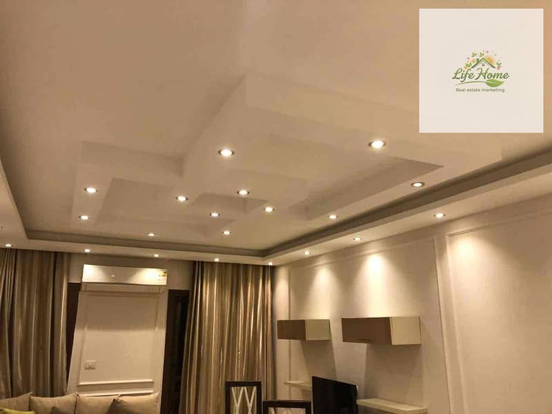 8 7d7ec970-305d-47c9-a001-63c8aeaed789. jpg