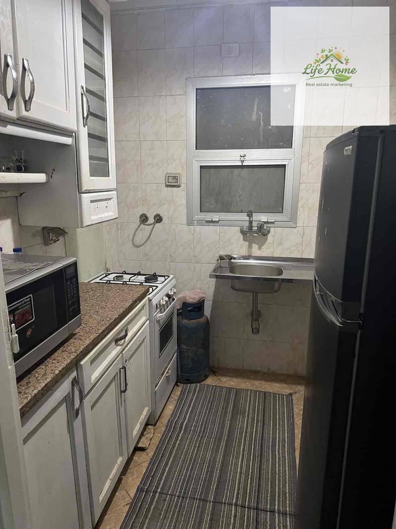 10 2d0cd872-68d4-4b03-b7ca-eeddb556006c. jpg