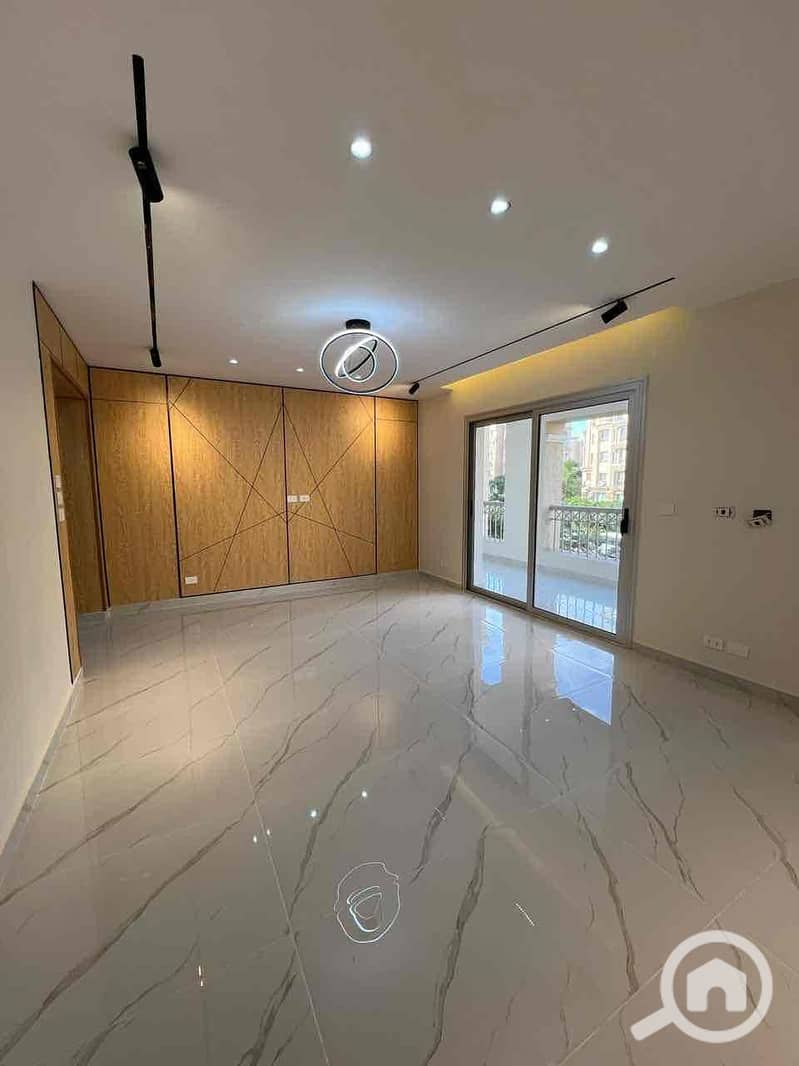 10 94baf931-c059-4c20-b8f9-6d9fab4e04fd. jpg