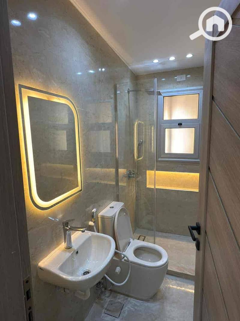 17 4c0f09f9-d7fb-4602-9ac0-ec11b6db92bb. jpg