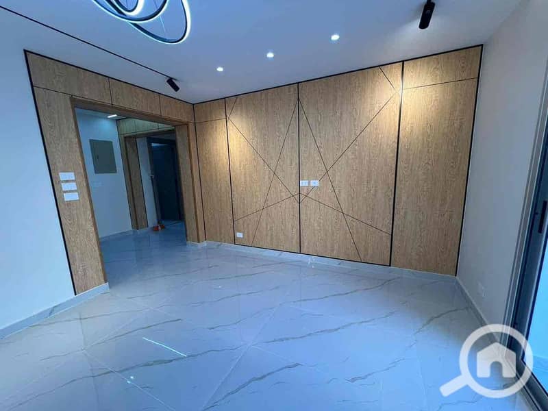 20 eb5ea1c7-d759-4e1a-80f9-a548143f0aa1. jpg