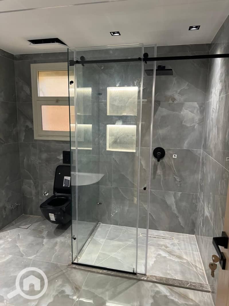 22 0b1371f4-fbe8-495c-a4b0-771d063a6fa9. jpeg