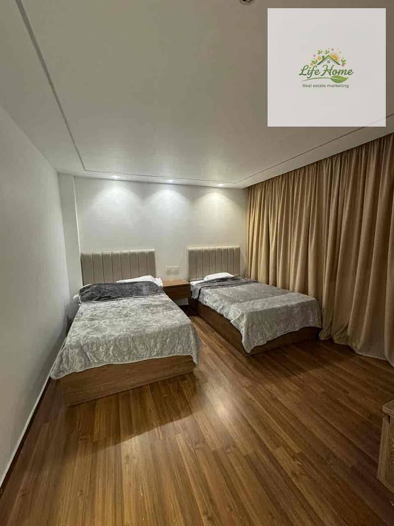 9 727fc528-d082-4b72-82b6-54faf469e47c. jpg