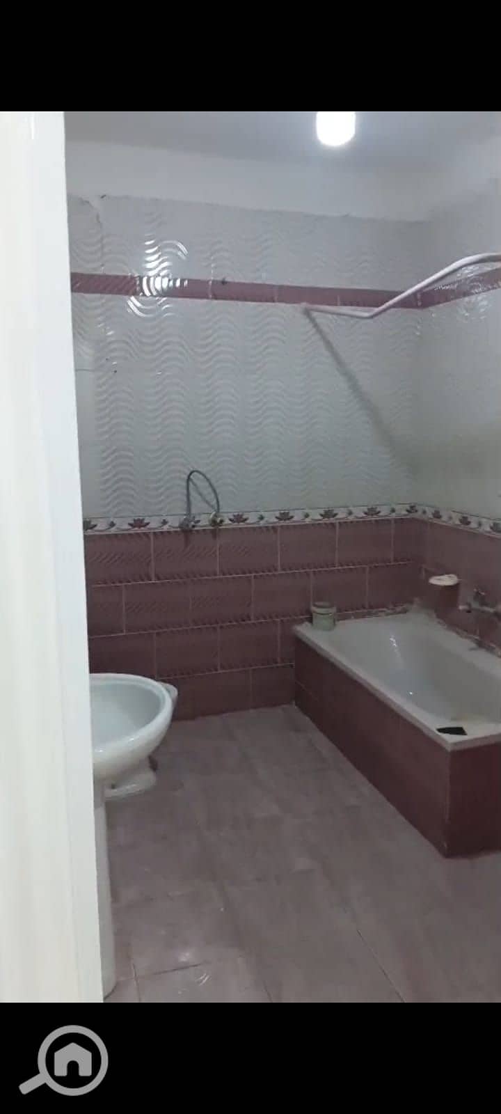 8 e26325d9-334e-45f6-afc7-00d50c7db92d. jpg