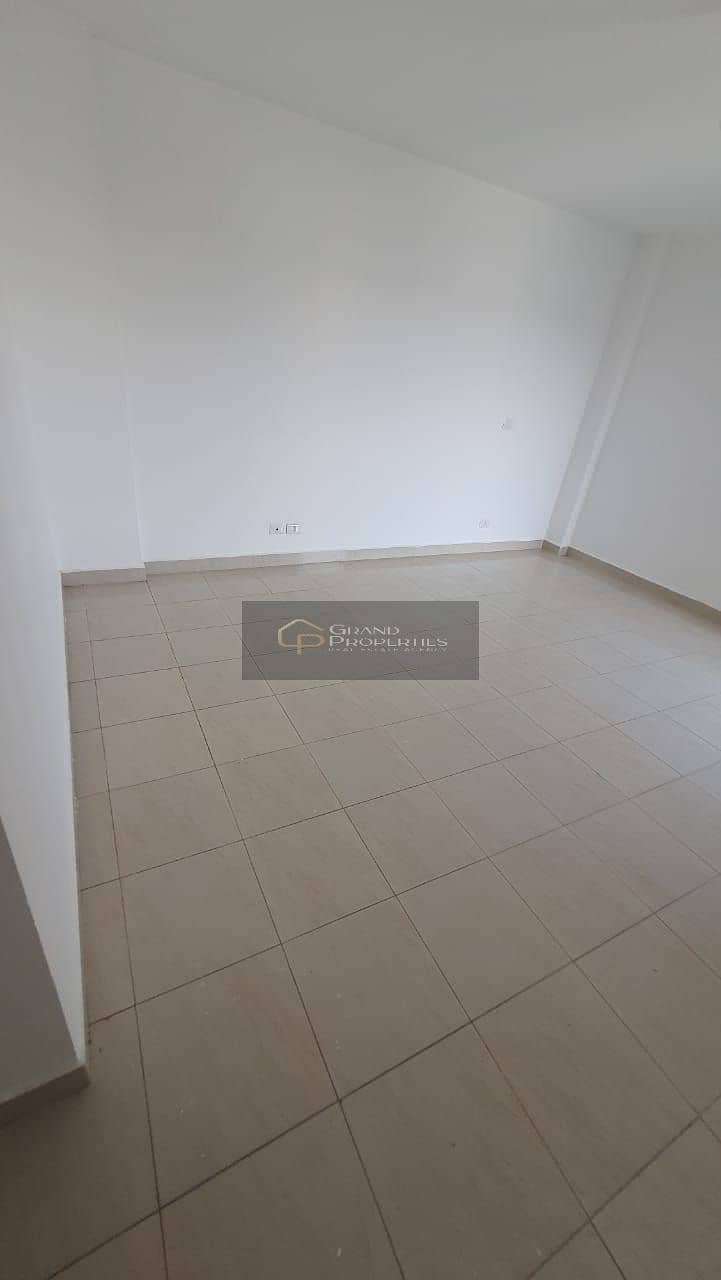 5 38714018-21b3-4034-abd6-3b71d6379798. jpg