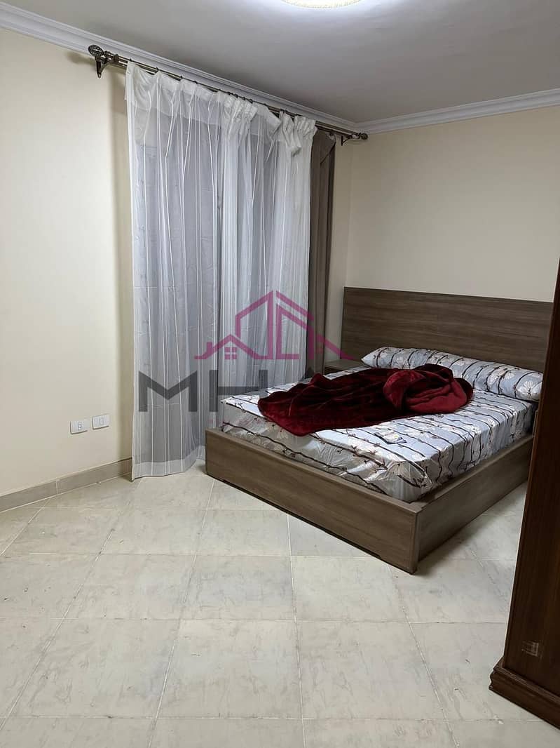 4 photo_6023739023769144232_y. jpg