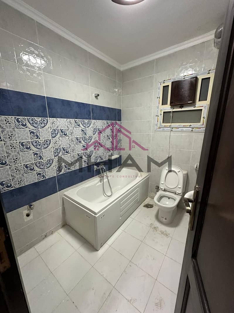 8 photo_6023739023769144235_y. jpg