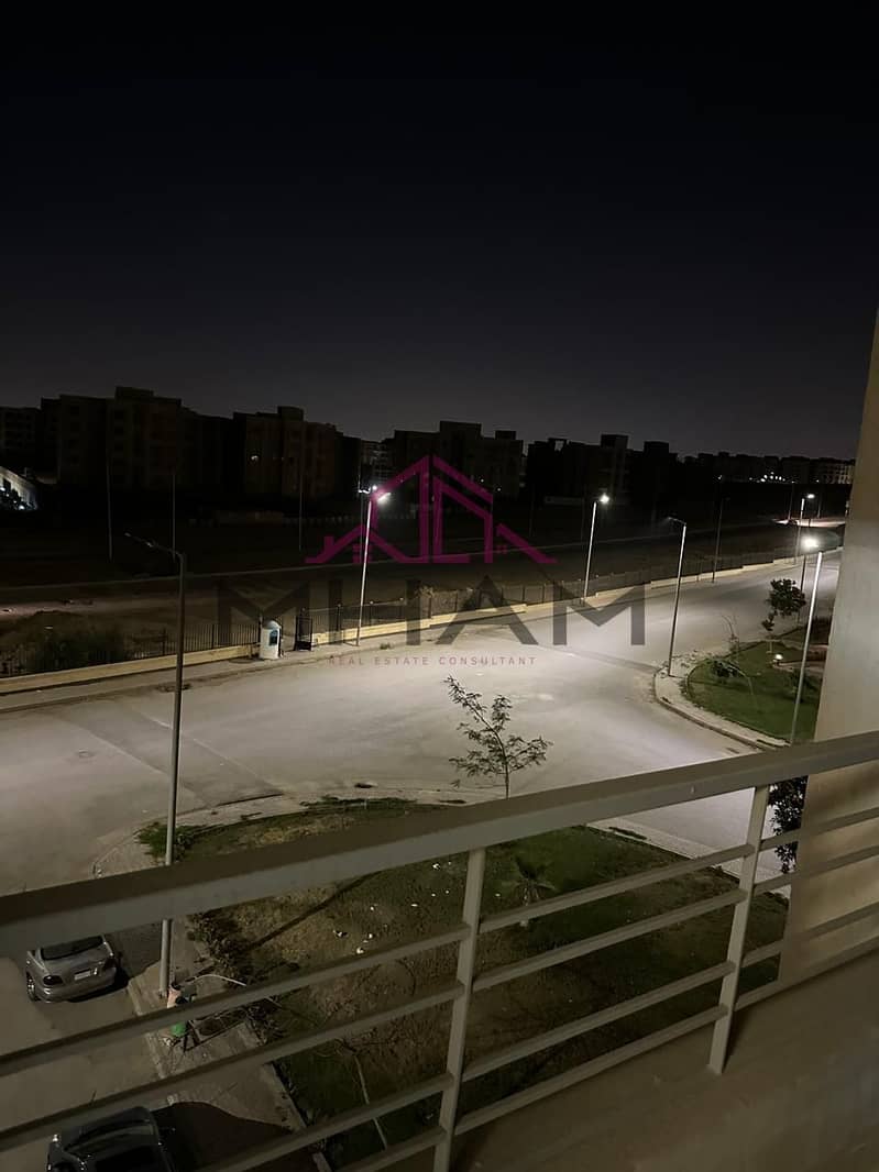 12 photo_6023739023769144230_y. jpg