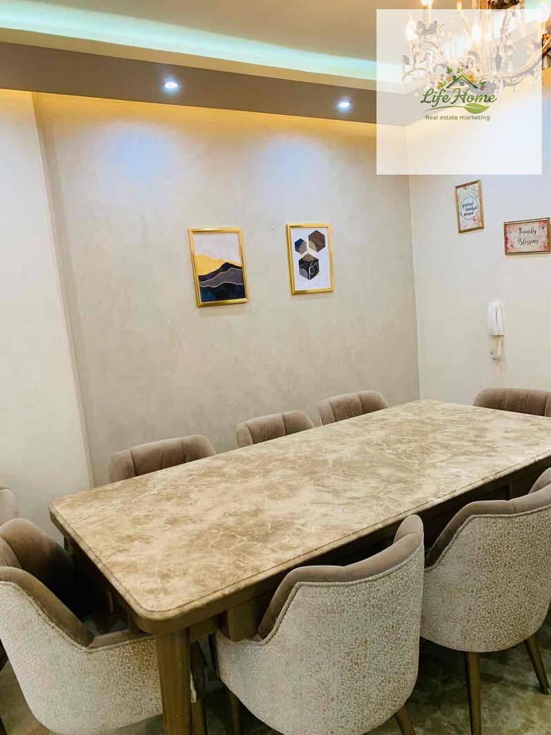 6 0fc99c16-a6f4-4ec7-b100-8ddef31de7f6. jpg