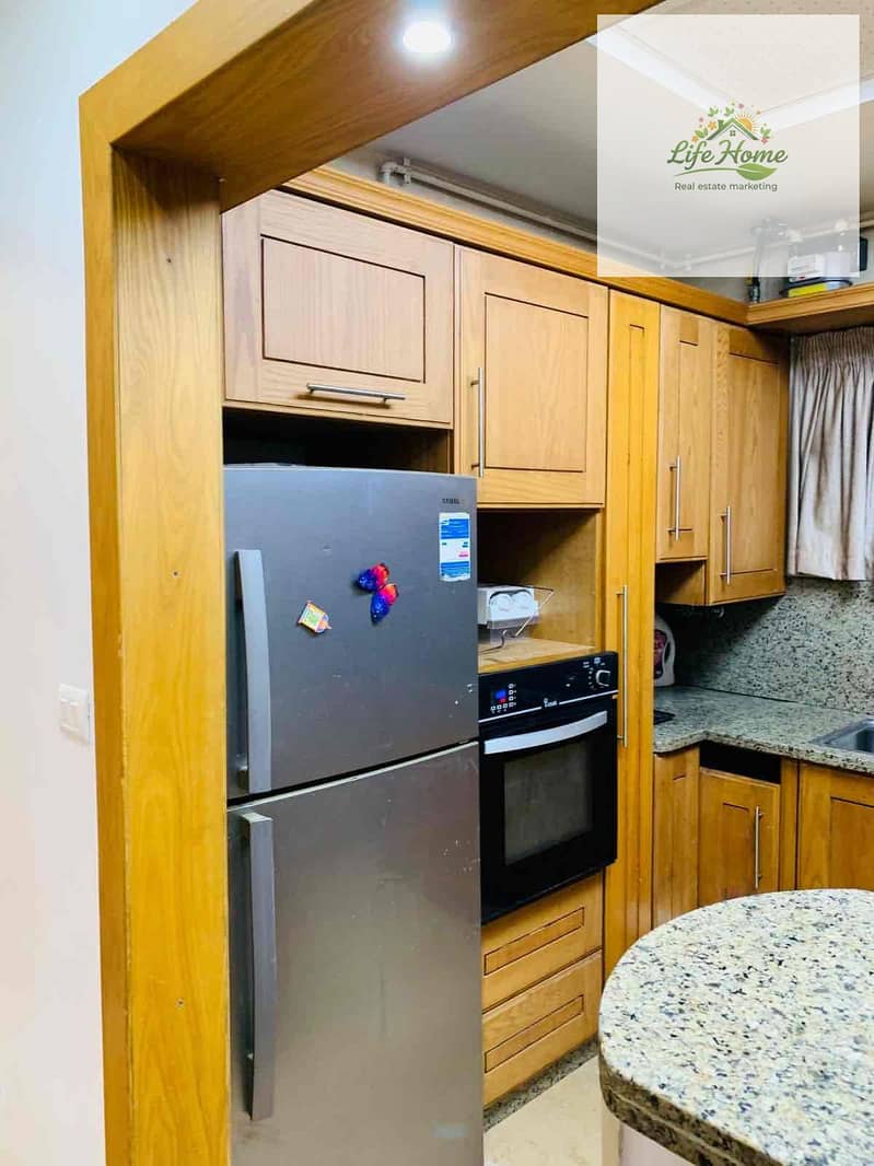 10 70f5d778-a695-4dd6-915c-b53d7913fbb0. jpg