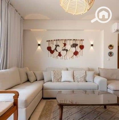 5 fb81910f-d30c-49cc-98b7-7725f40ea7fb. jpeg