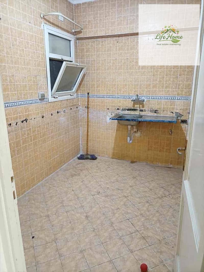 6 06eaf0d8-3ee8-4670-a663-be7e7f42edb5. jpg