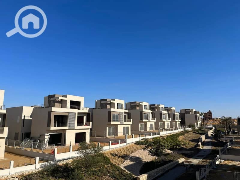 2 WhatsApp Image 2025-09-27 at 20.36. 15_8f741c5c. jpg