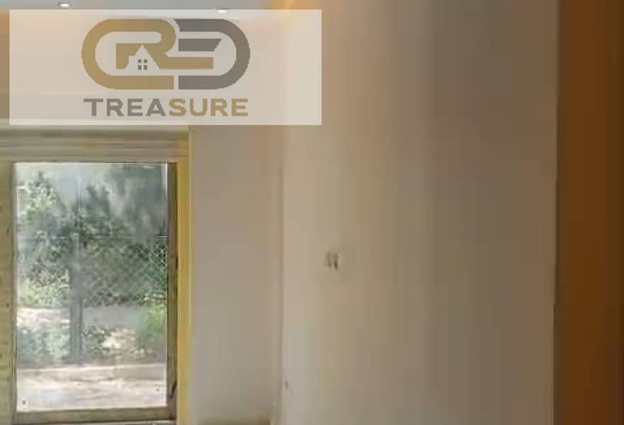 3 2e63eaac-69f0-434d-b403-eb897941106b. jpg