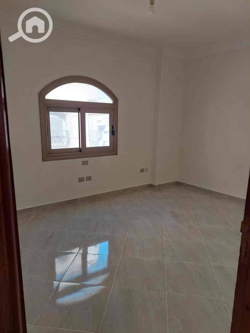 3 1c8e217f-344d-4100-8f37-9655582e6cdb. jpg