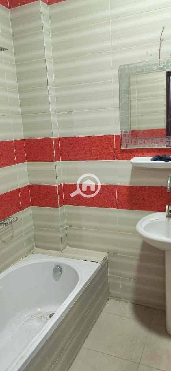 5 b69163b3-a305-45a2-a54d-a0aff7f851b0. jpg