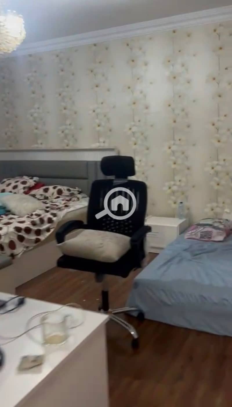 3 94ffa921-3ceb-452c-a4e0-d8f1a1bfcf19. jpeg