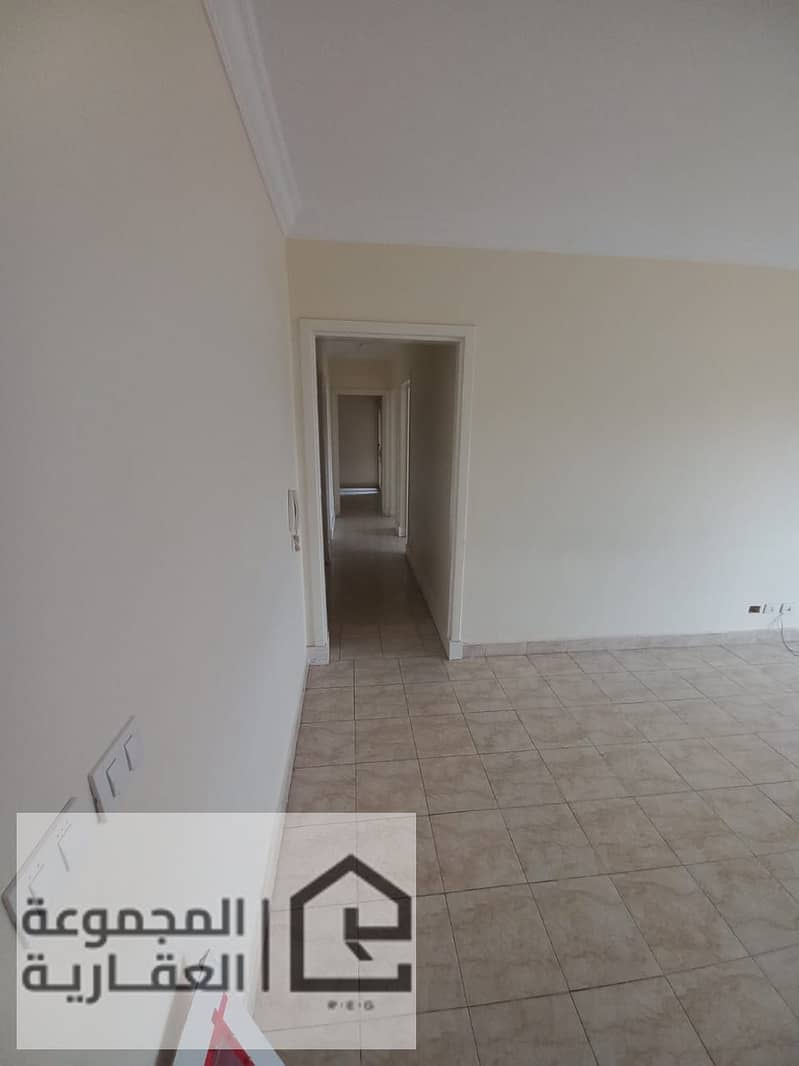 10 62524592-da4c-4e9f-8fb8-b92bc6dde1b7. jpg