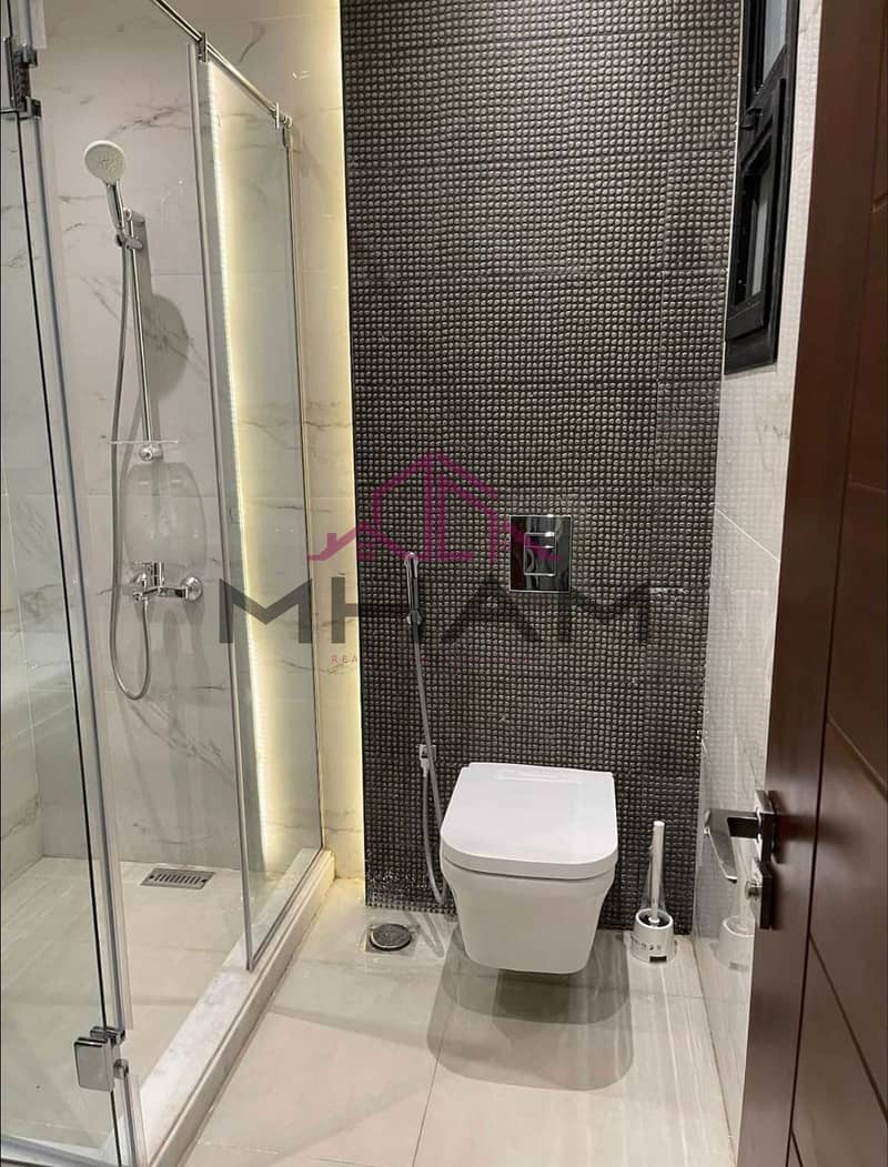 2 photo_6023739023769144171_y. jpg