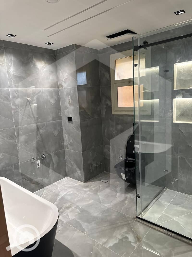 6 Grand Heights 6. jpg