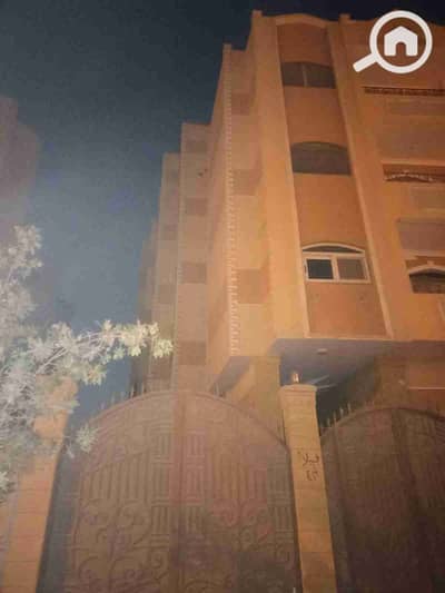 عقار سكني آخر 11 غرف نوم للبيع في 6 أكتوبر، الجيزة - IMG-20260124-WA0260. jpg