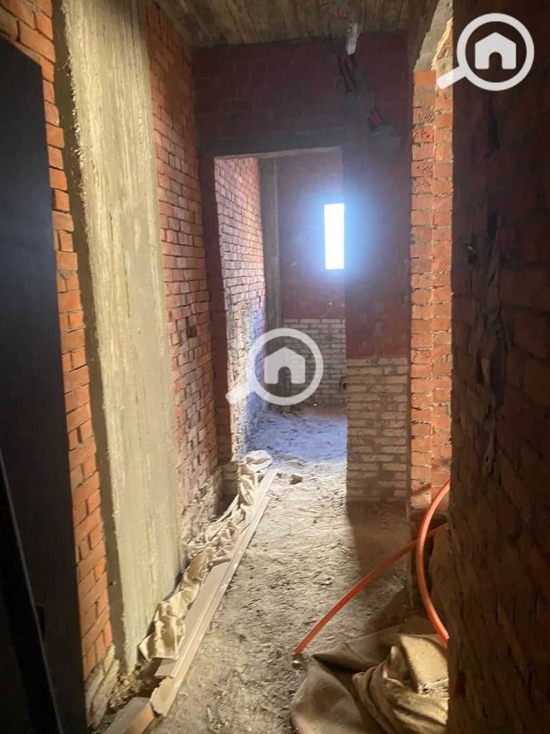 15 Ytxt1QYGeyQ15npQqavMyBCob8Z5UIEKNIG5kIwv. jpg