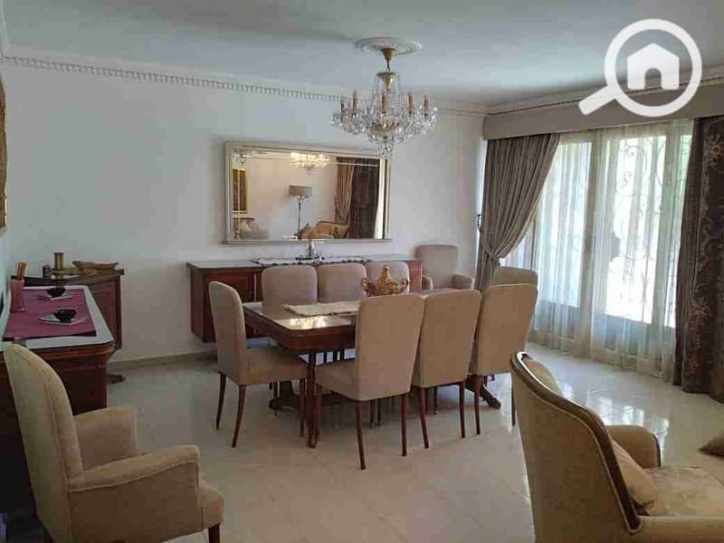 1000782586. jpg 1000782586. jpg