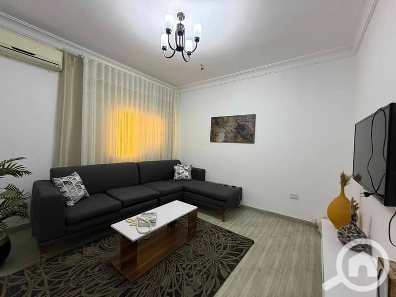 7 7716b5c1-c2e3-4e16-89cc-0d5b81592564. jpg