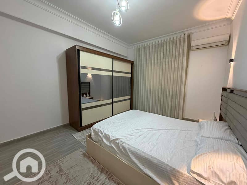 11 504808bb-8712-445c-a2a2-c803685a6a68. jpg