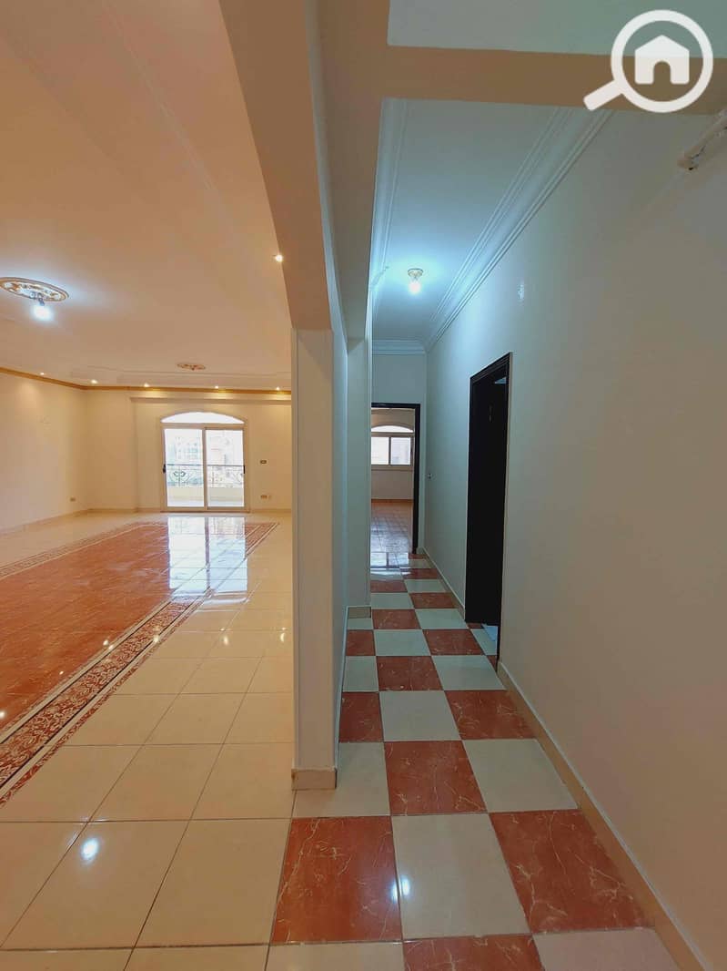 12 ed7ea550-ce98-432e-82b9-7f8d472ce51e. jpg