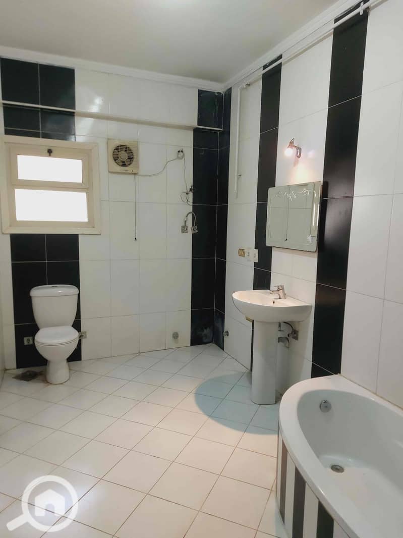 19 c2dc06ba-a78f-48b6-9d71-02de53f6c1f6. jpg