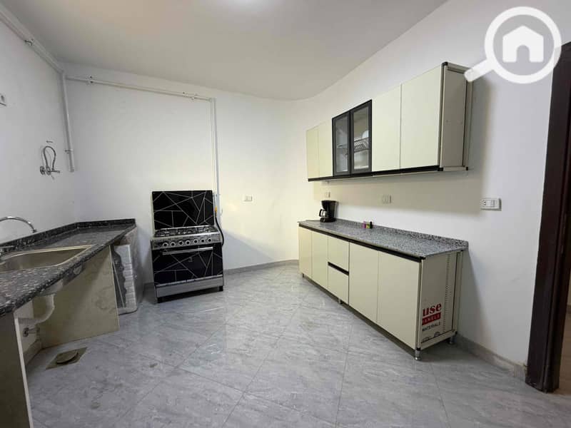 24 acd13639-26a2-468a-92c1-2b8390999b5e. jpg