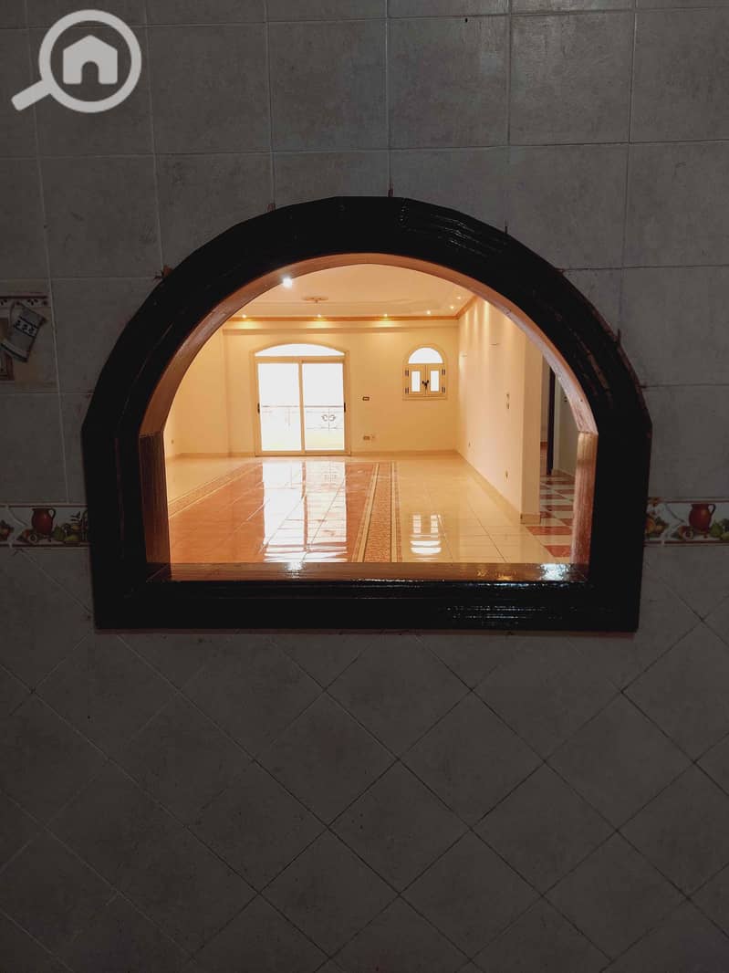 28 344fb482-7bfc-4827-8a60-141eaa29a7e4. jpg