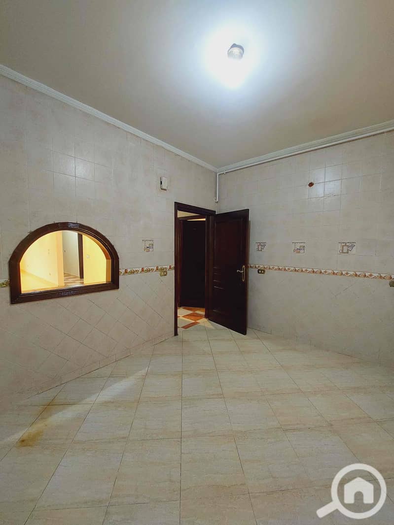 30 e9d9d391-08a3-4890-ac05-3506df932a37. jpg